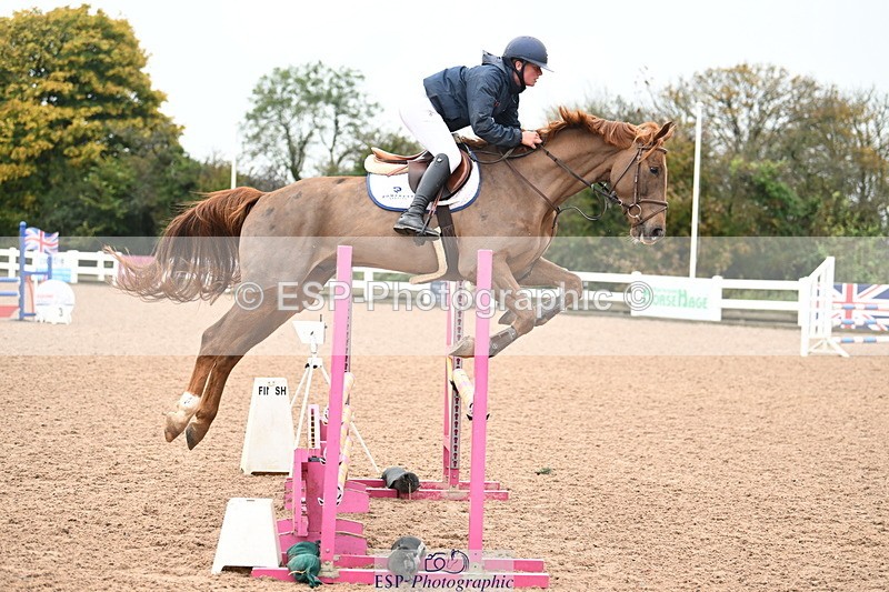 241023A-114305-00608 - Cls 1 British Novice and 90cm Open