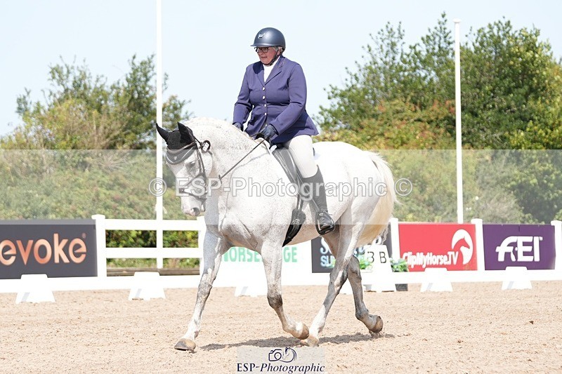 250817-121004-09256 - 176-Sarah.ChandlerVardags.Silmarillia