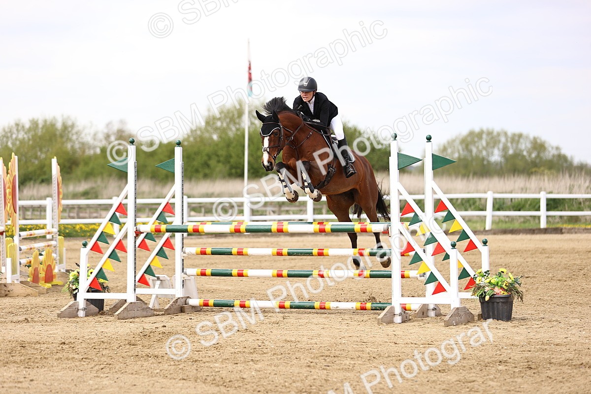 SBM_002326 - Class 11 - Senior newcomers - 1.10m