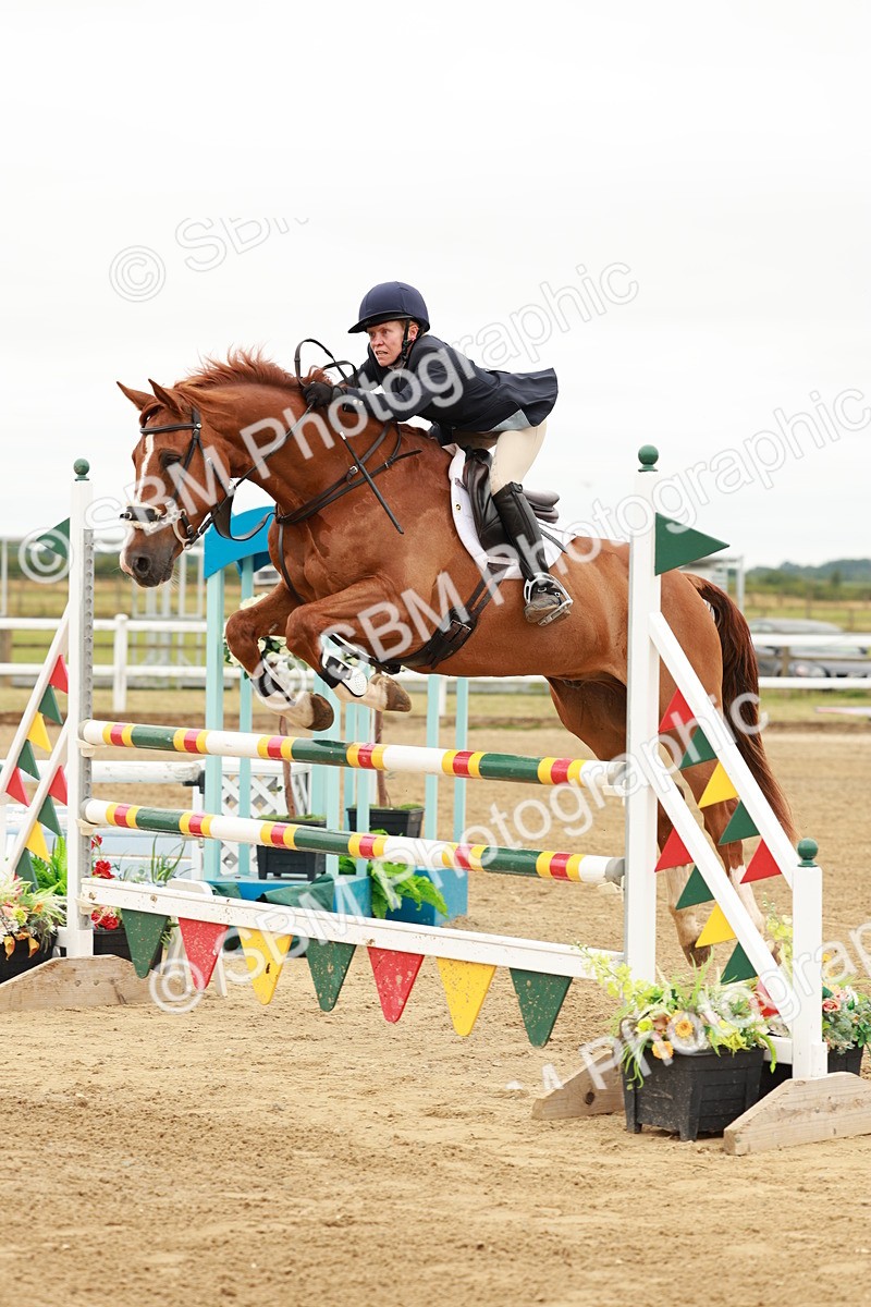 SBM_016568 - Class 20 - Senior Newcomers - 1.10m