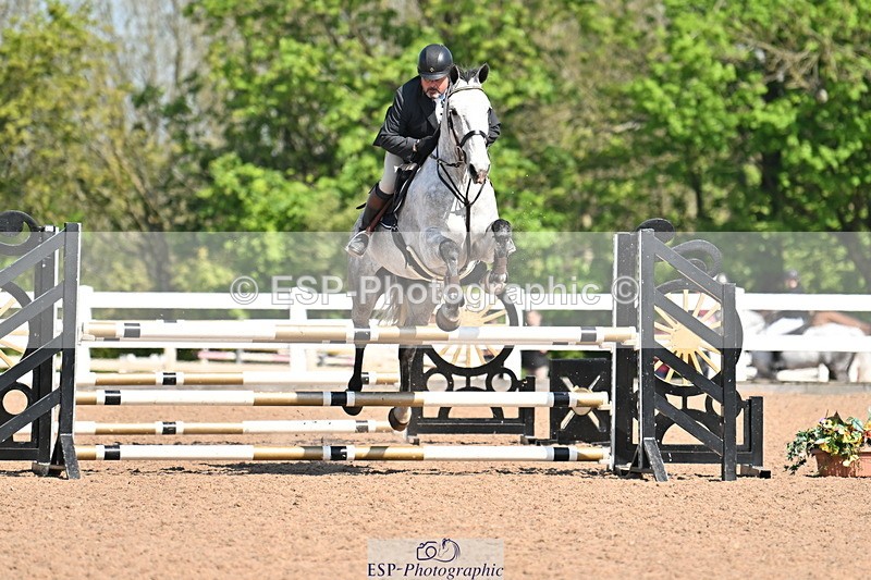 240509A-110407-01401 - Cls 2 Discovery and 1m Open