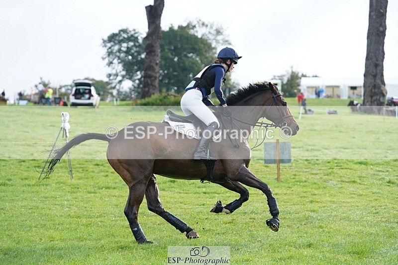 231021-093840-13325 - 605-SPORTSFIELD.U2-Katie.Corbin-SC+XC