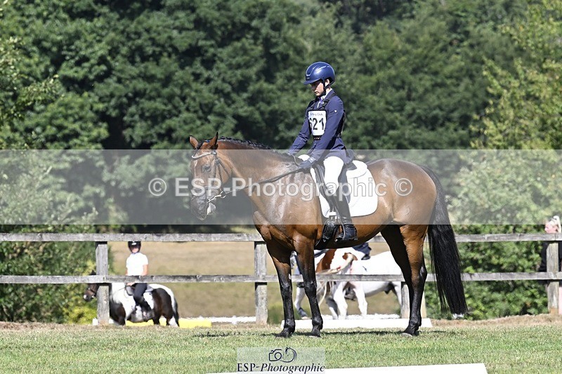 250822A-104949-20483 - DR 10.00 to 11.00