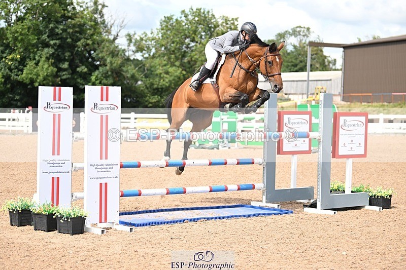 250723-154100-01192 - Cls 6 Foxhunter and 1.20m