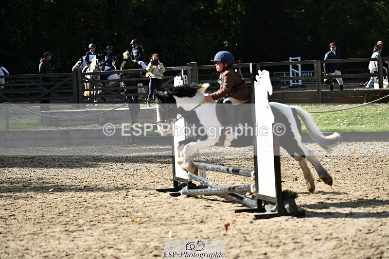 251004A-132553-01265 - Classes 6 & 7 60cm