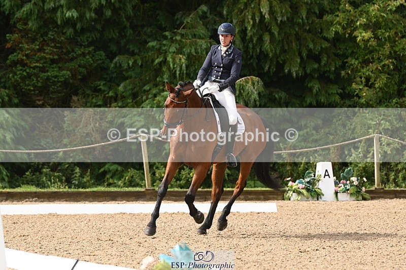 250719A-095327-03145 - 101-Sophie.Douglas-Paquino.V'ant.Goovahof