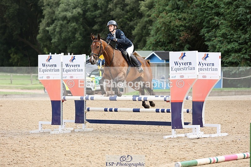 240817-093652-00335 - 02A Snr Brit Nov