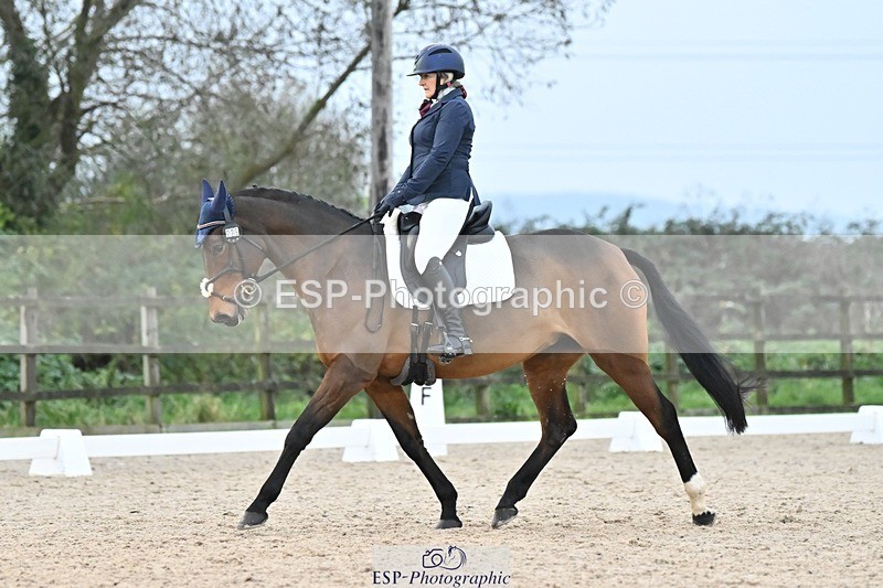 241103-155546-03274 - Novice 1 - 14.44 to 16.08