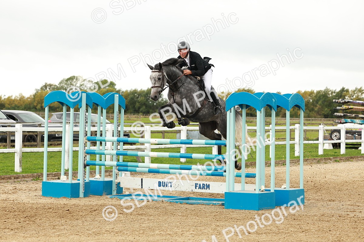 1I0A8122 - Class 5 - Senior Foxhunter 1.20m