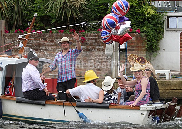 100702 HENLEY REGATTA JOSIE IMG_9621 - HENLEY REGATTA - FRIDAY 2nd JULY 2010