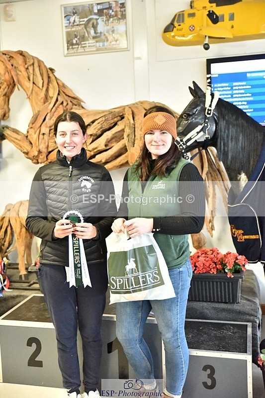 250214-130652-00340 - Freestyle Medium Silver Presentation