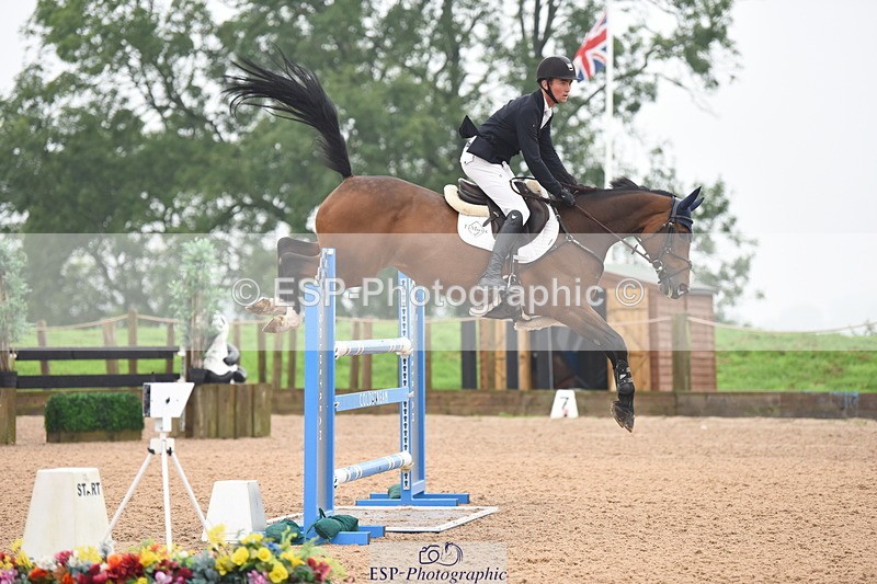 230916A-122834-04826 - Cls 16 National 1.30m