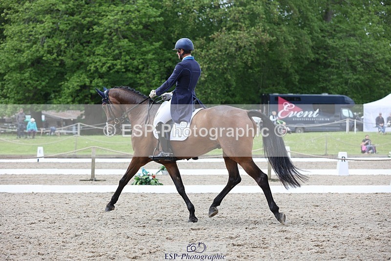 240523-130055-02501 - 301-CAMOUFLAGE-Alexander_Bragg