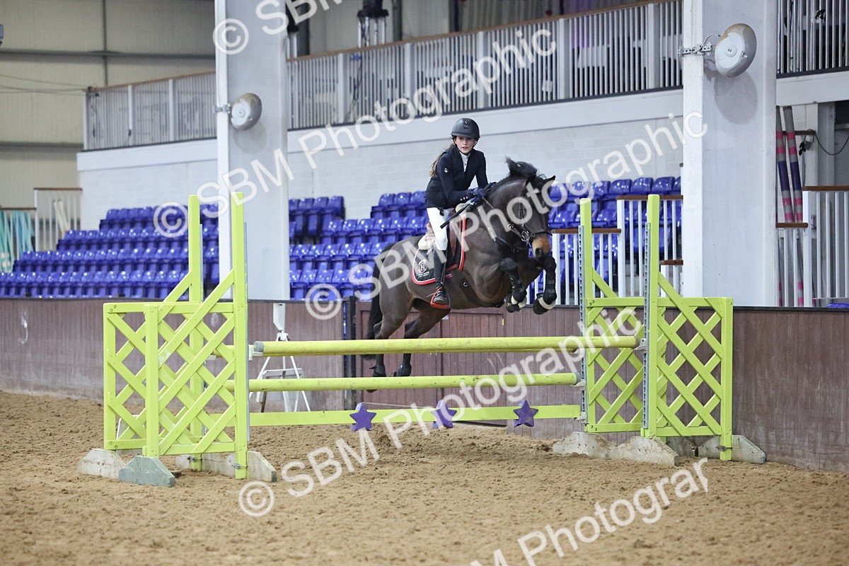 SBM_003424 - Class 11 - Blue Chip Pony Newcomers - 1.00m Open