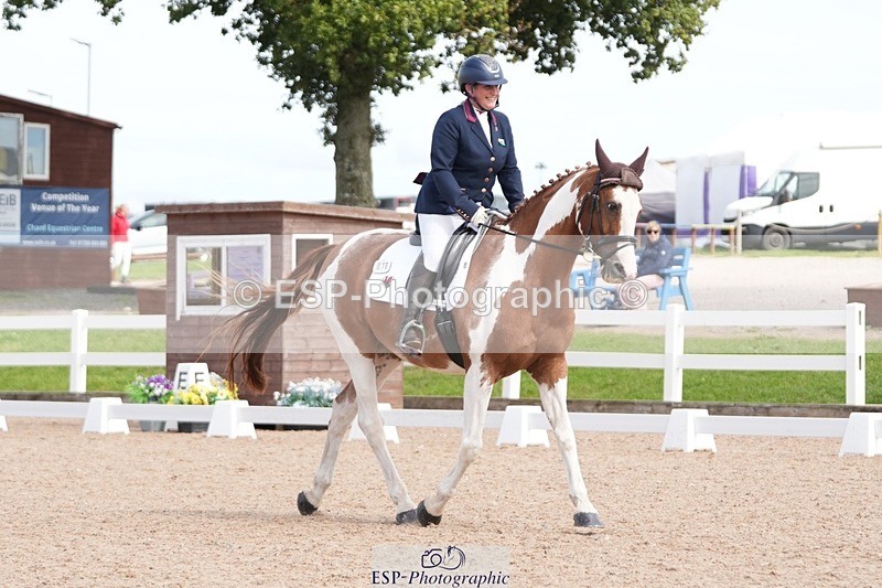 250906-131145-03542 - 016-Sarah.canningJohnny.Knoxville