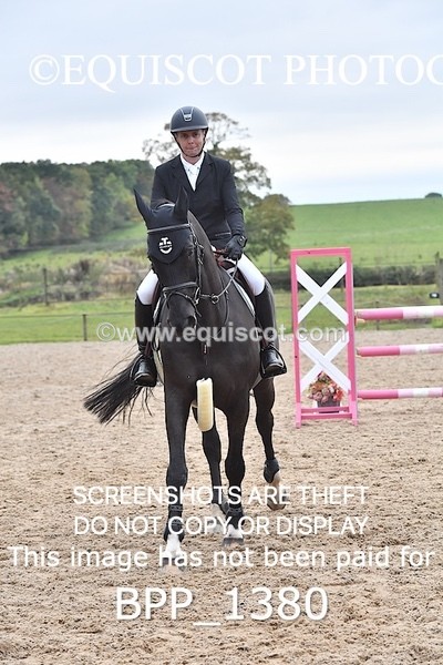 BPP_1380 - CLASS 16 SUN Senior Newcomers/ 1.10m Open