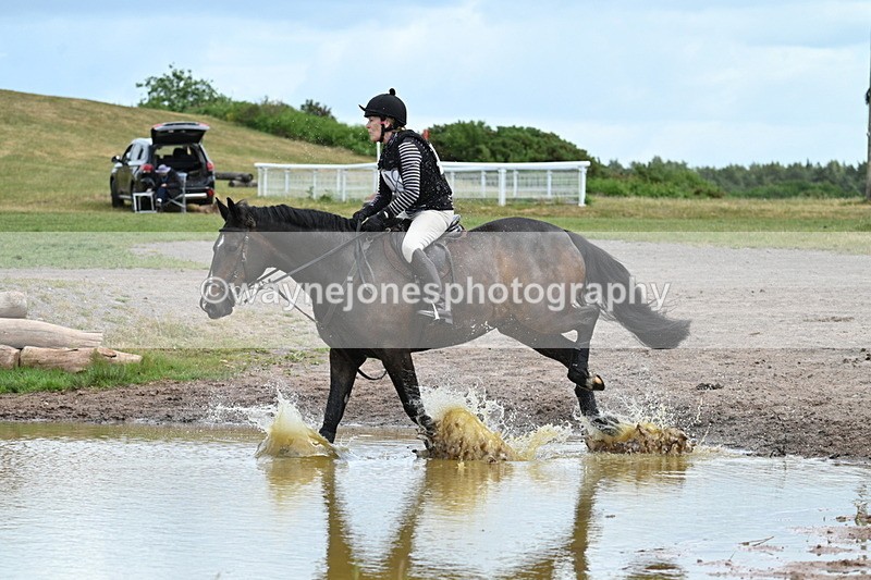 WJ7_7184 - Time 12:16 to 12:25