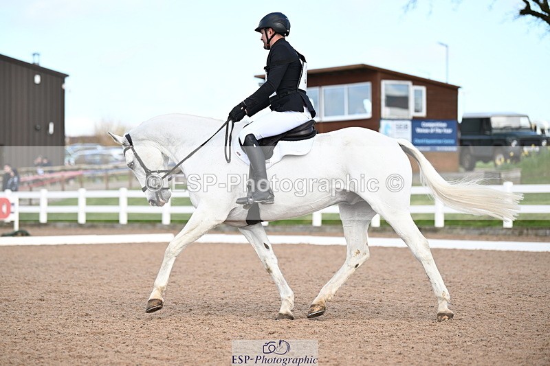 240324A-132431-03641 - Novice 27, 12.30 to 13.50