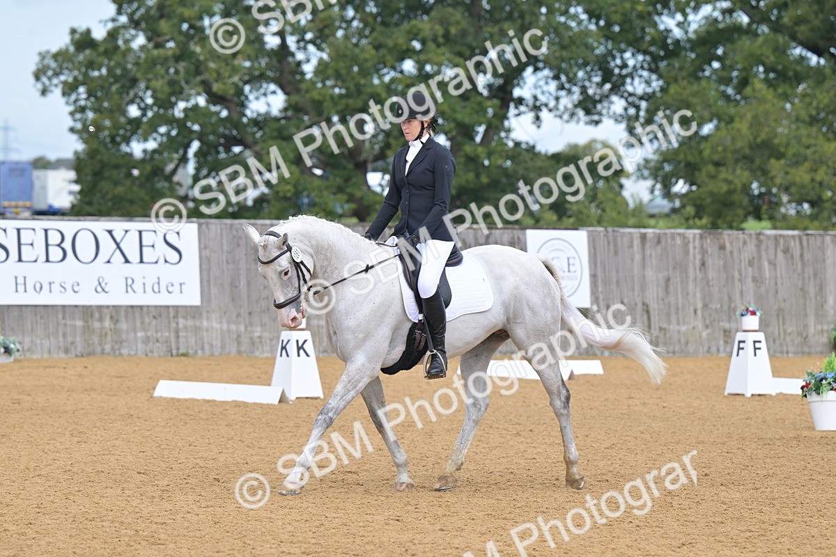 SBM_03800 - D2 - Small Tour Championship Intro 2