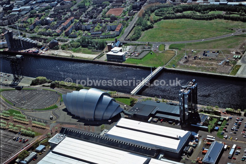A00533E Glasgow SECC in 2004 - Settlements, infrastructure and attractions