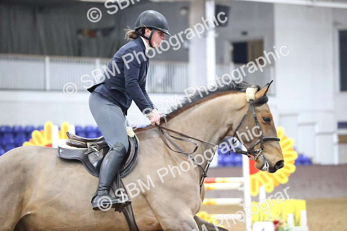 SBM_001876 - Class 10 - Senior Newcomers - 1.10m