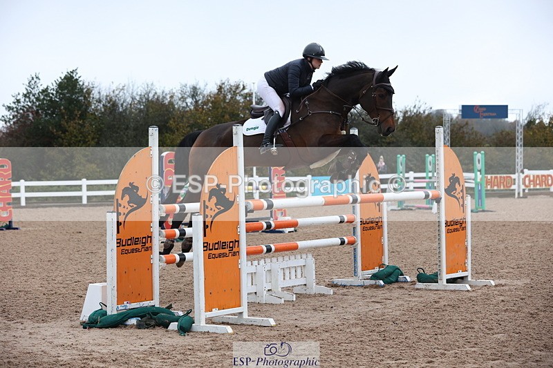 231112A-140140-04792 - Cls 20 Newcomers & 1.10m Open