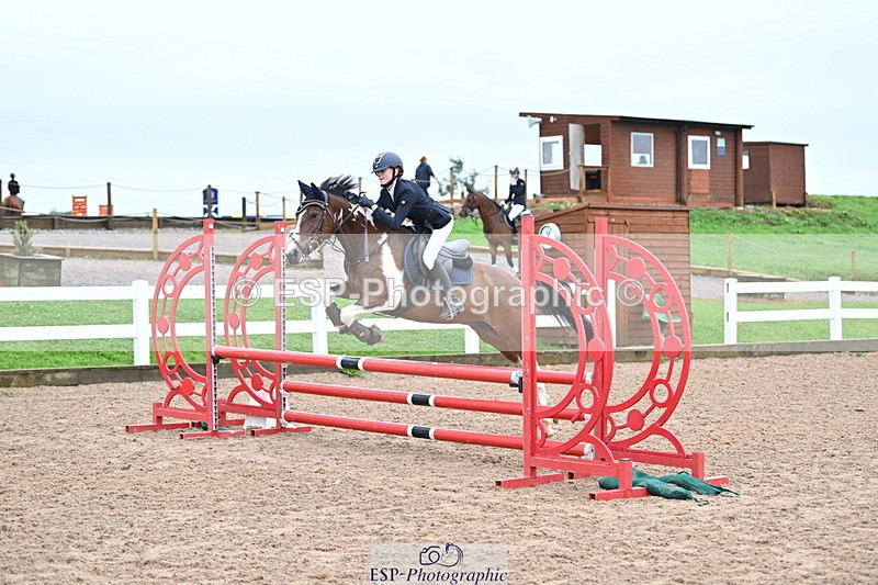 240908A-110719-03235 - Cls 18 A&B Pony Brit Nov & 80 Opern