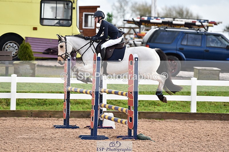 231203A-121028-01118 - Cls 5 Foxhunter & 1.10m Open