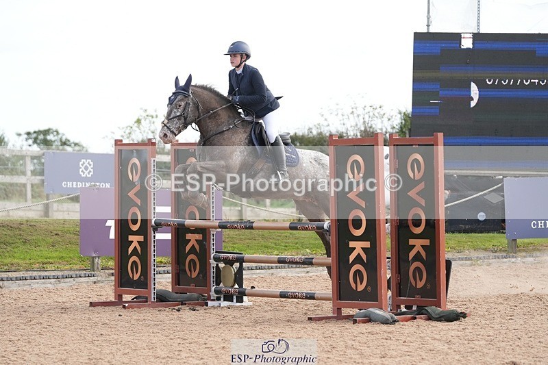 260926-134951-00403 - Cls 8&9 Pony Newc & Foxhunter