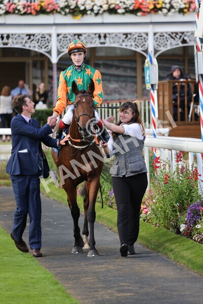 yr24092021r7-27 - Race 7 4.55pm William Hill Free or Four Fillies' Stakes