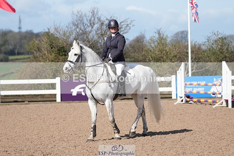 250329-103146-03658 - Cls 20 British Novice and 90cm