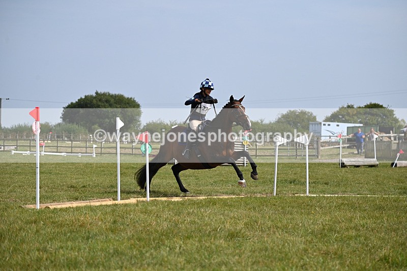 WJ6_1012 - 60cm XC Time 12:34 to 12:54