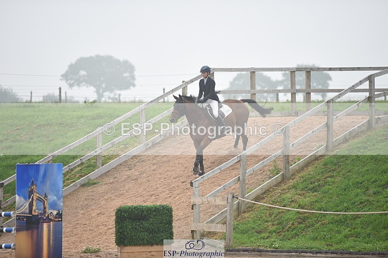 230916A-164726-05648 - Cls 19 Snr 1.10m Derby