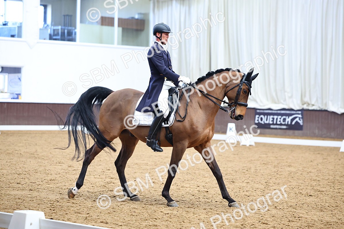 SBM_008209 - Class 32 - FEI intermediate II