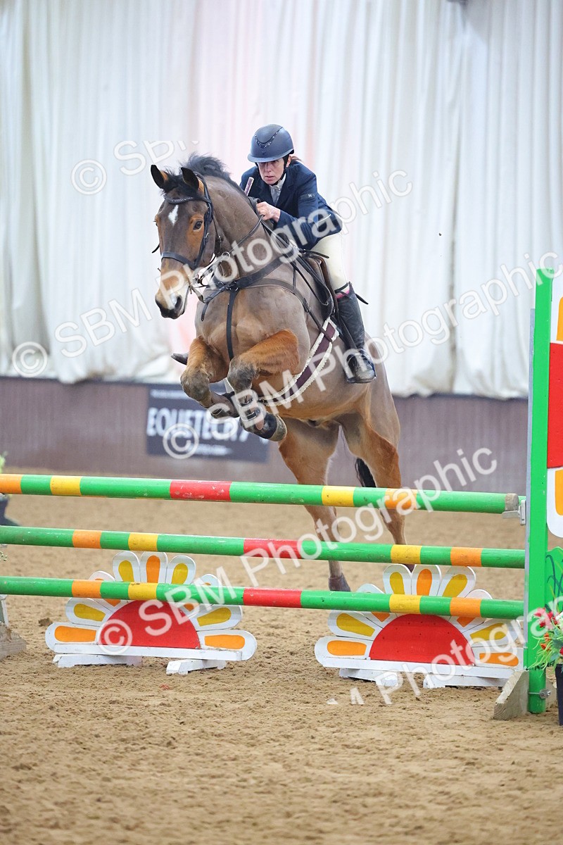 SBM_008527 - Class 21 - Nupafeed Supplements Senior Discovery/ 1m Open - First Round (1.00m)