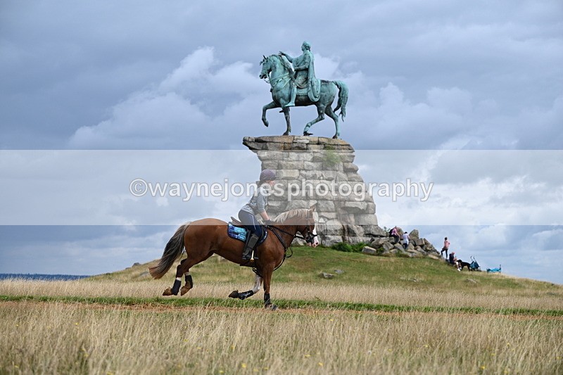 DSC_4581 - Time at Statue 09:50 to 11:09