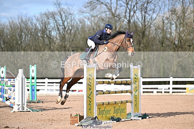 260204A-140318-00428 - Cls 5 Foxhunter and 1.20m