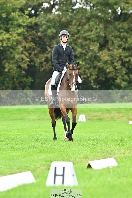 241024-133403-04146 - 327-Daniel.Hockey-JANE.CAMILLE