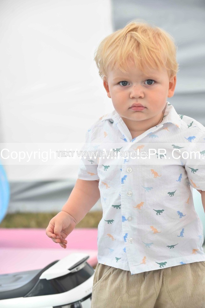 SH4_2277 - Bonny baby competition.