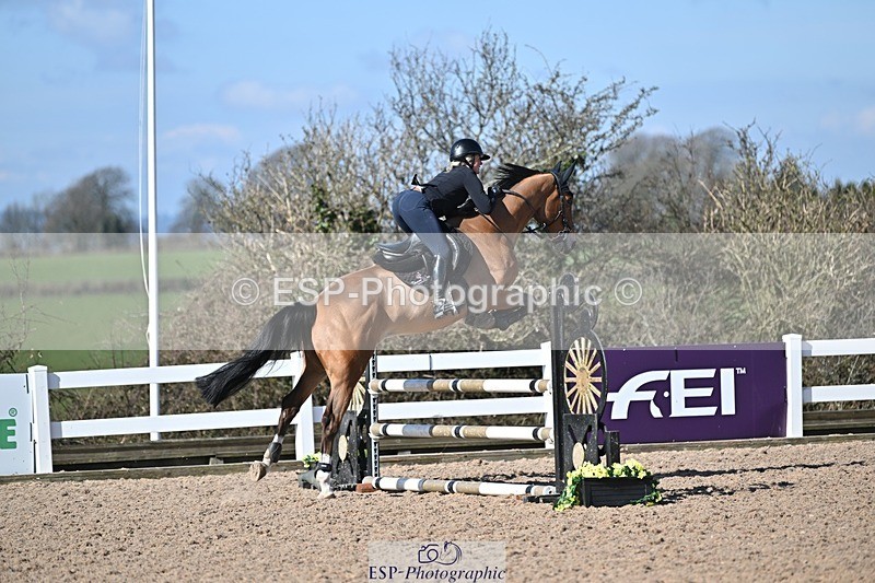 250314-114216-00385 - Cls 2 British Novice and 90cm