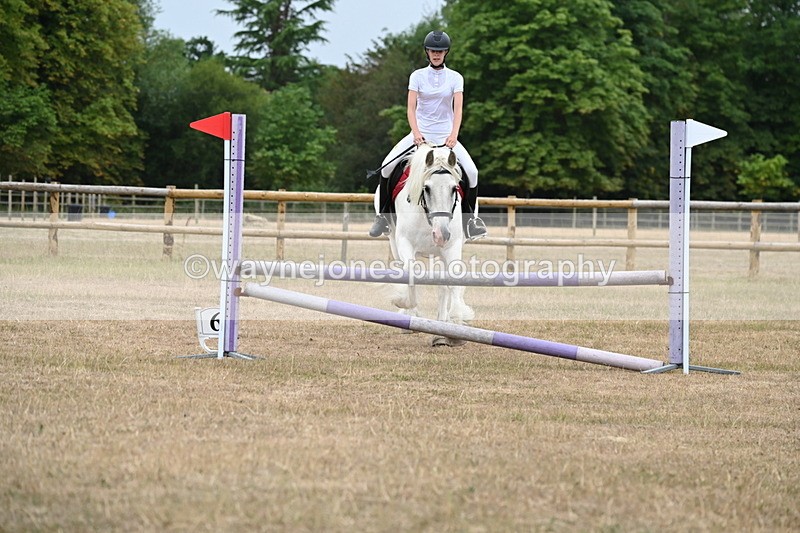 WJ6_0731 - Class 14 Intermediate Jumping 75cm