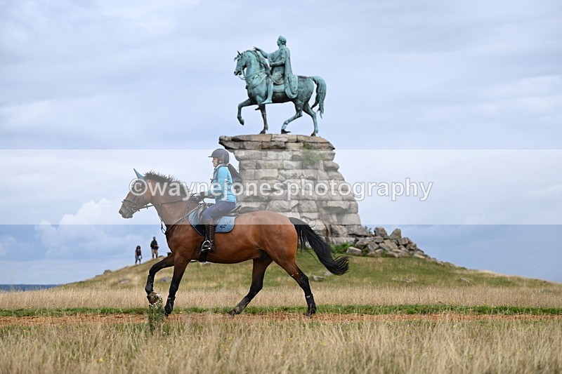 DSC_6002 - Time at Statue 12:17 to 12:44