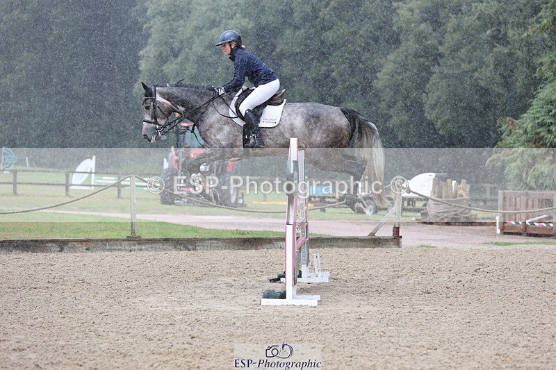 250831A-130502-10239 - Cls 42 Snr 1m Grand Prix