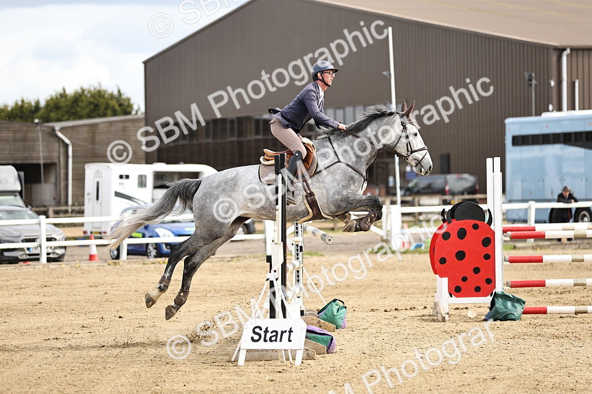 SBM_001427 - Class 5 -Senior Foxhunter - 1.20m