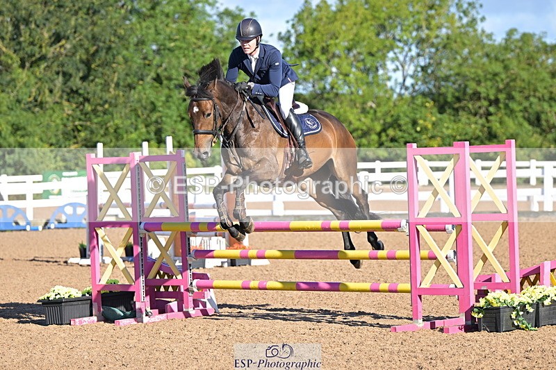 240912A-093036-00687 - Cls 8 Snr British Novice and 90cm Open