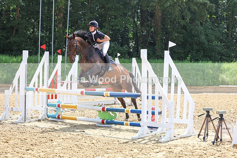 3E7A5908 - Class 5: Senior 95cm