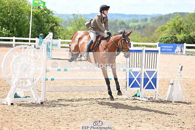 240504A-140714-02136 - Cls 20 & 21 Club & Schools 1m