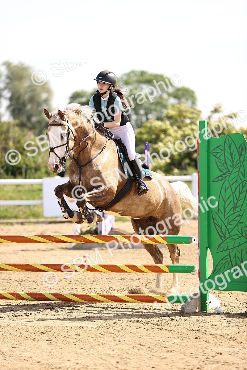 SBM_003550 - Class 8 - Clear Round