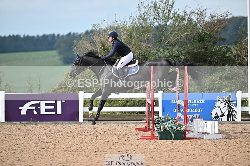 241004A-123606-01941 - Fri 09 95cm Amateur Quals