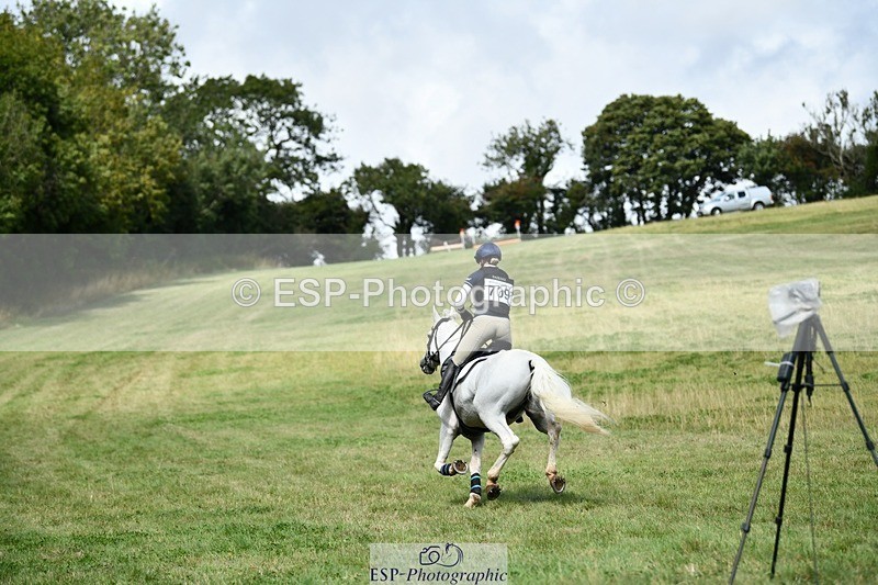 250831-142118-10384 - O-709-Cecilia.Behagg